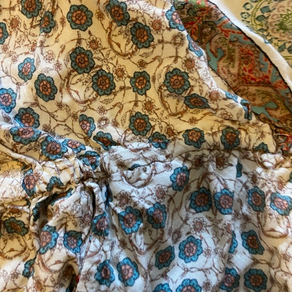 Patterned romper - Picture 2 of 3